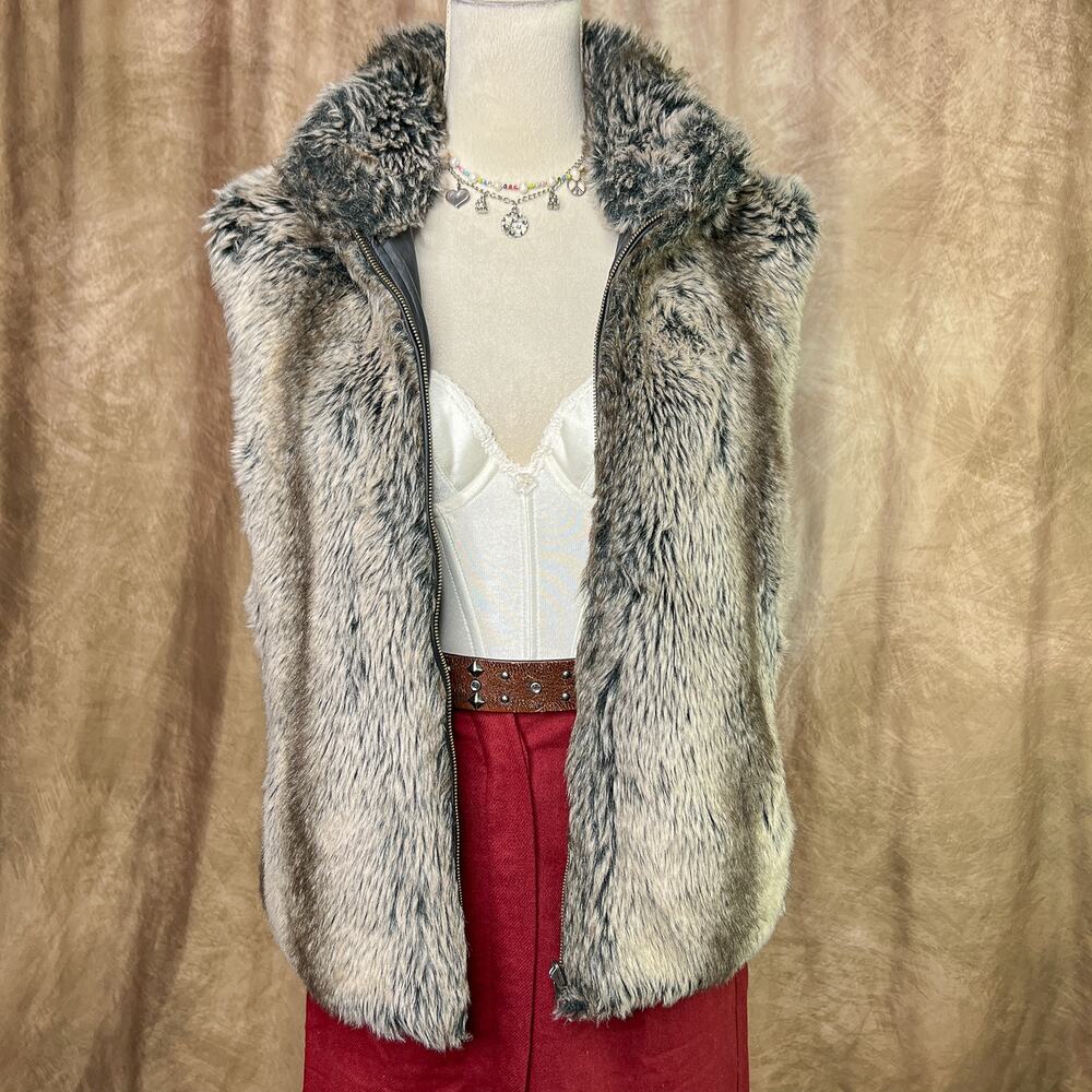 Vintage Faux Fur Vest 90s Reversible Zip Up Oversized Sleeveless Ski Indie Rock